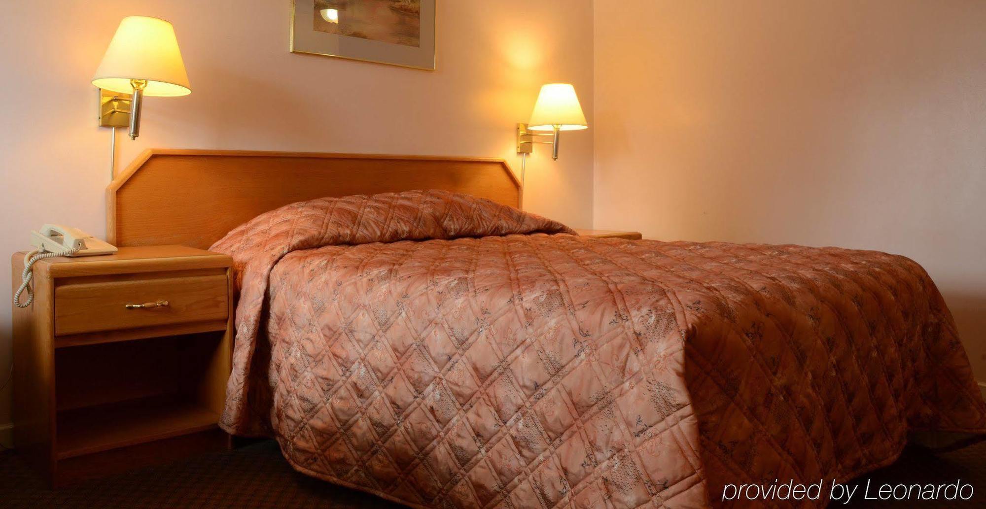 Economy Inn برنس جورج المظهر الخارجي الصورة